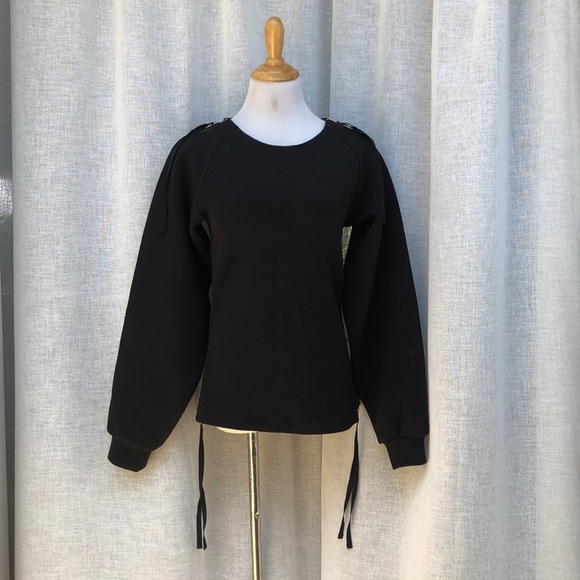MM6 Maison Margiela black long balloon sleeves top with side zipper design